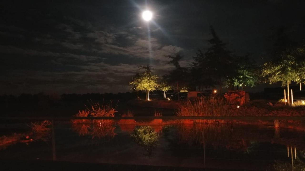 Country Lodge Hotel Moriaanshoofd Уденарде Екстериор снимка