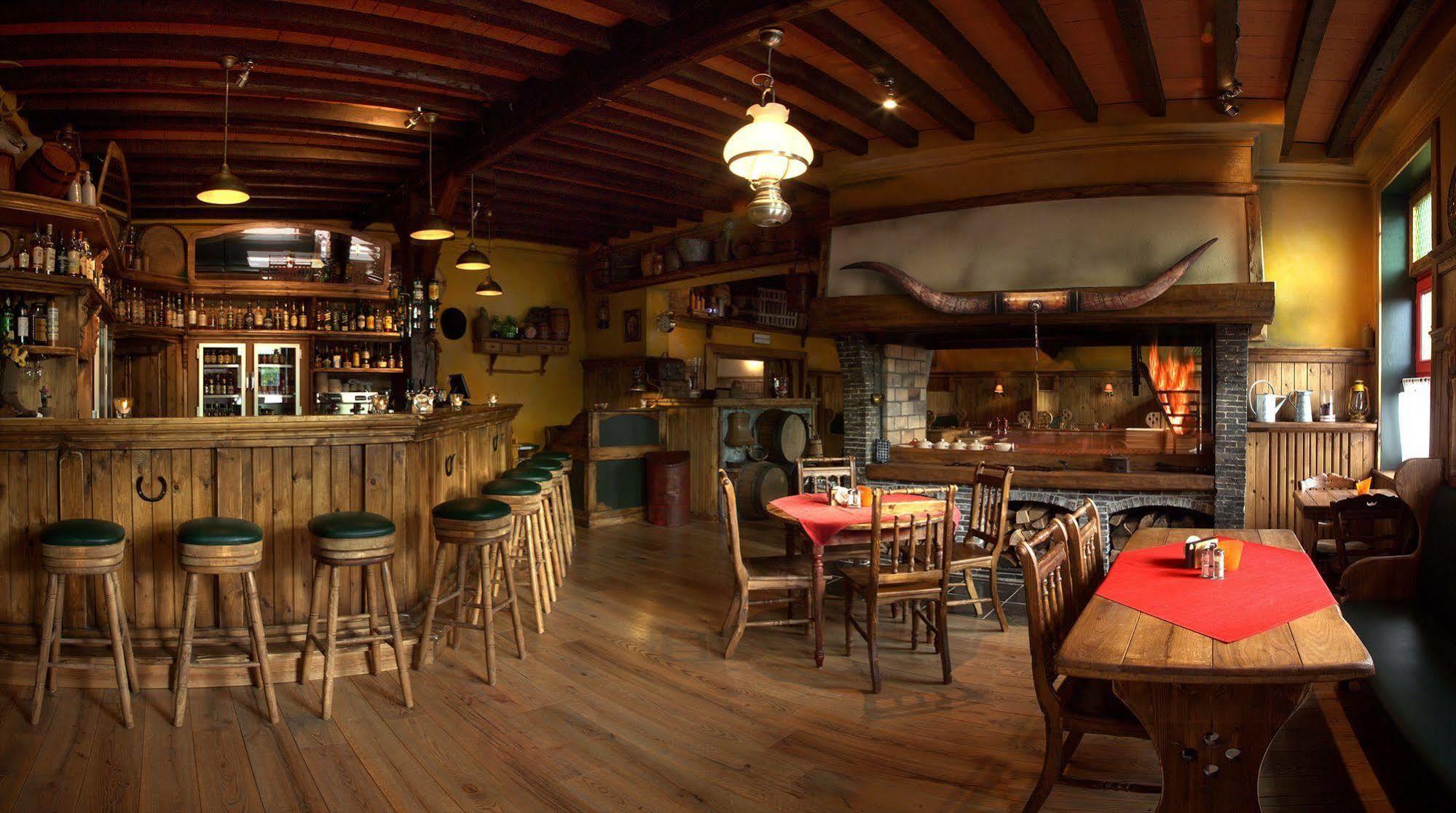 Country Lodge Hotel Moriaanshoofd Уденарде Екстериор снимка